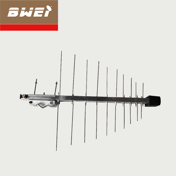 High-Gain-Outdoor-Yagi-Antenna-DVB-TT2-3